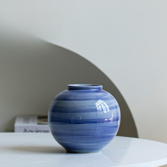 Moonlit Harmony Reflective Vase 15 cm