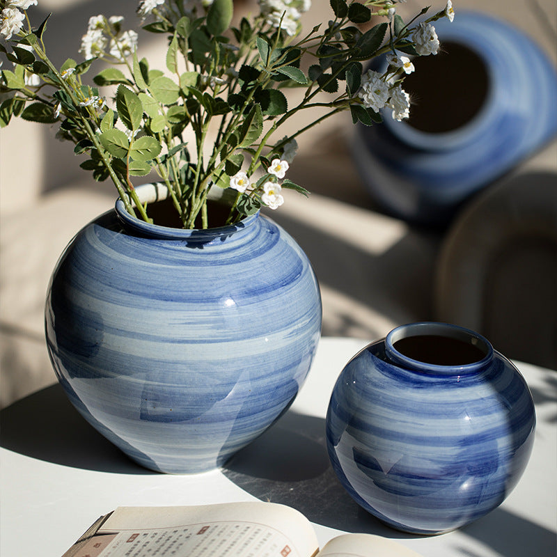 Moonlit Harmony Reflective Vase 15 cm